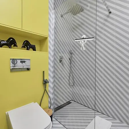 Unique Riverside Ksiecia Witolda By Renters Apartmán *