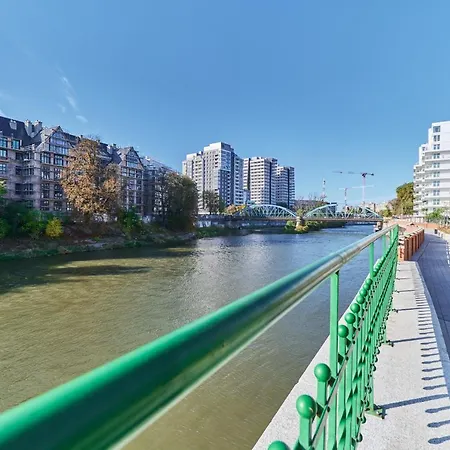 Unique Riverside Ksiecia Witolda By Renters Apartmán *