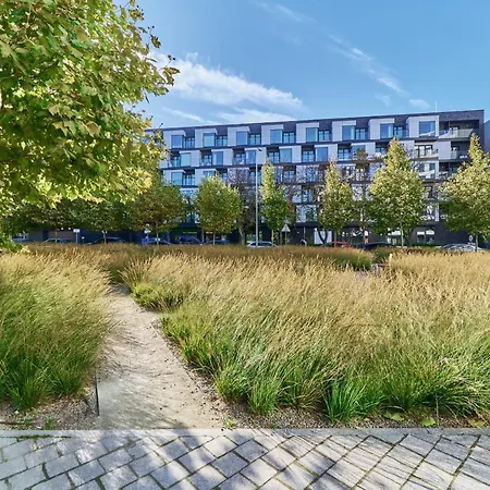Unique Riverside Ksiecia Witolda By Renters Apartmán *