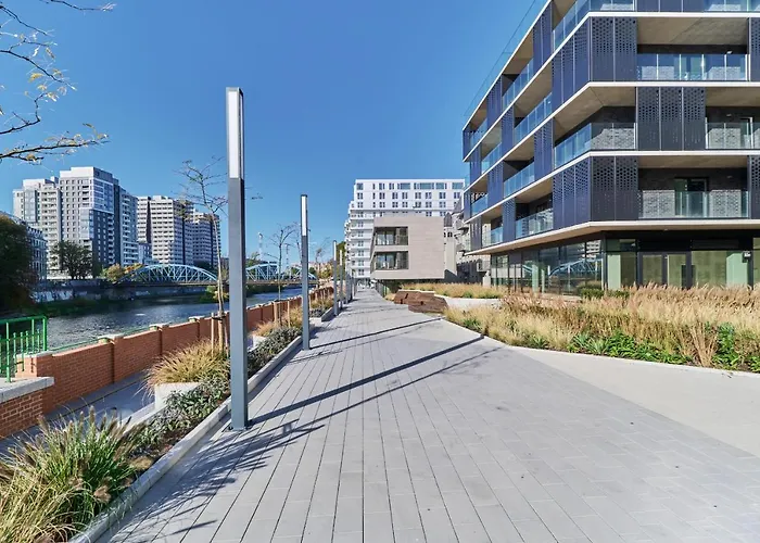 Unique Riverside Ksiecia Witolda By Renters شقة فروتسواف